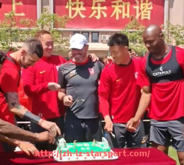 星空体育app-德甲球队非洲球员的影响力与表现